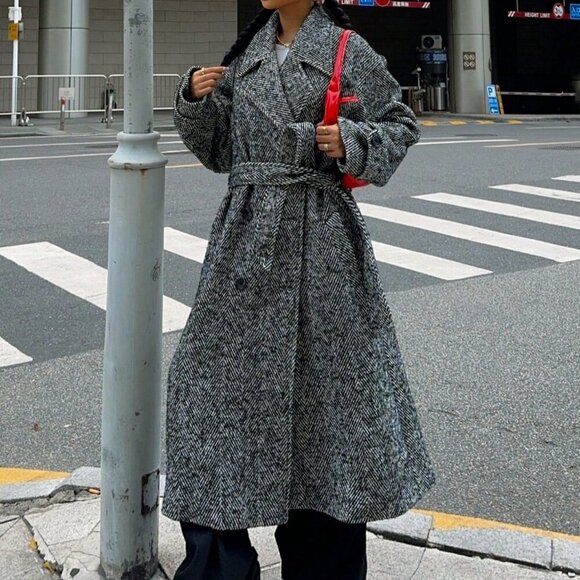 Black & White Women's Herringbone Double-Breasted Belted Longline Coat - Picture 4 of 6